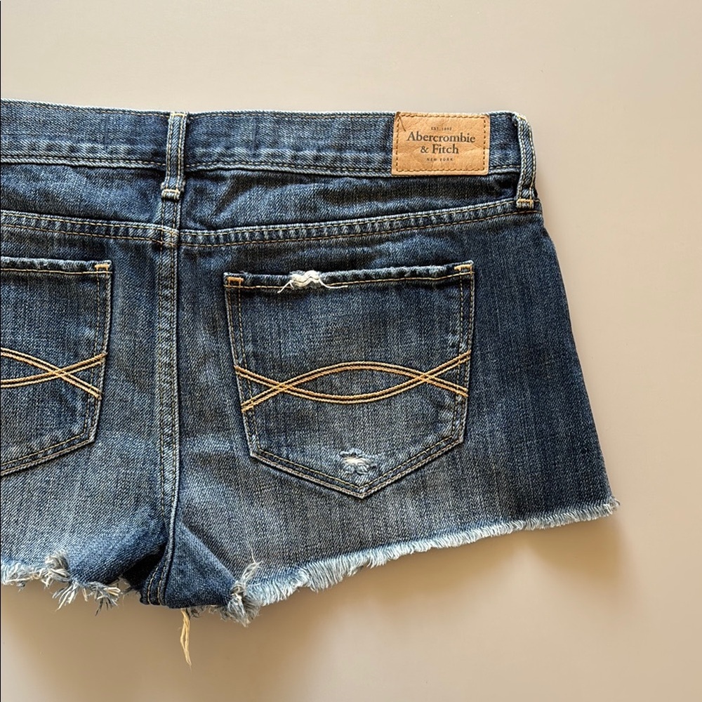 Abercrombie & Fitch Jean Shorts Distressed‎ Metallic Embellishments Size 6 Y2K - Picture 13 of 13